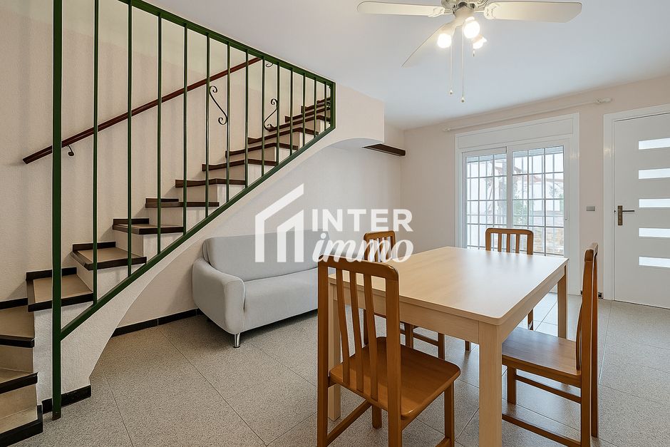 Living room of House or chalet for sale in Roses  with Air Conditioner, Heating and Terrace