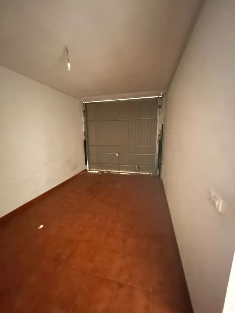 Casa aparellada amb terrassa en venda a Calle de Los Caños 50, imagen 4