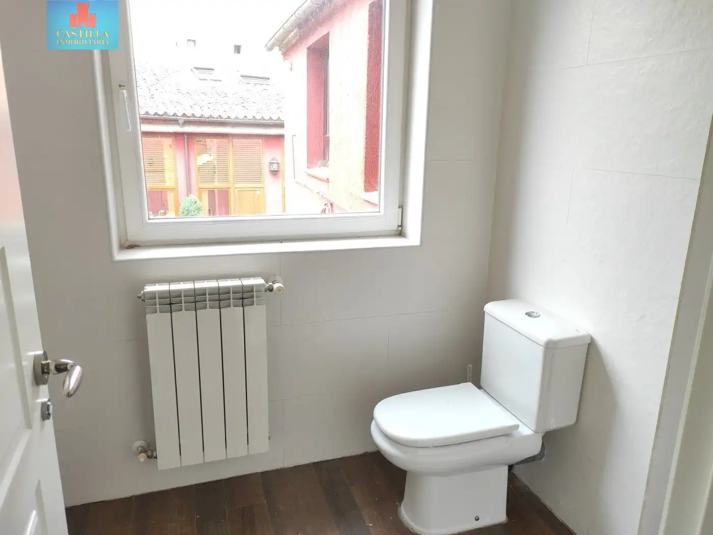 Badezimmer von Loft zum Verkauf in Ávila mit Heizung