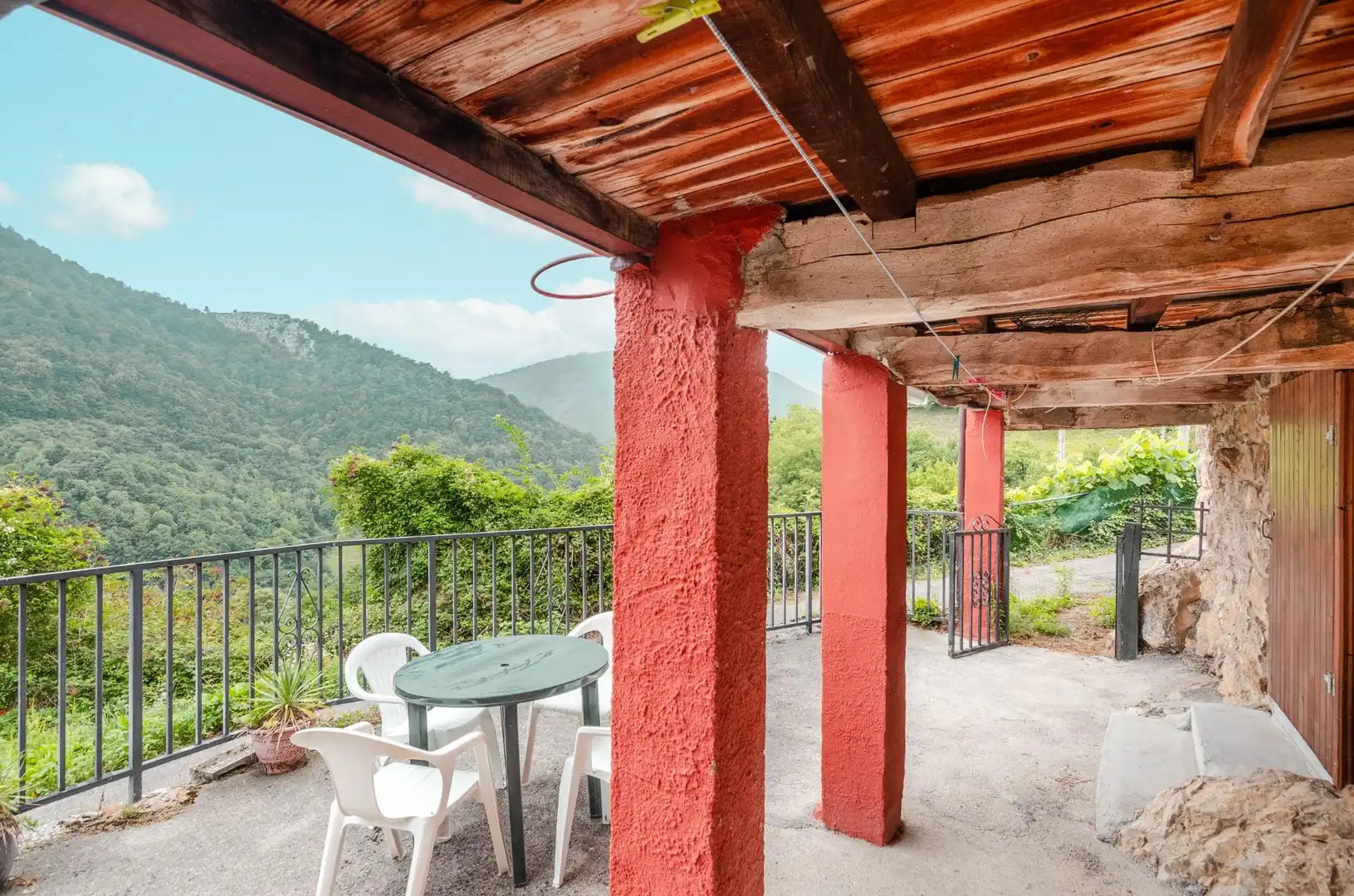 Maison rustique à vendre à Lugar FRESNEDO 35