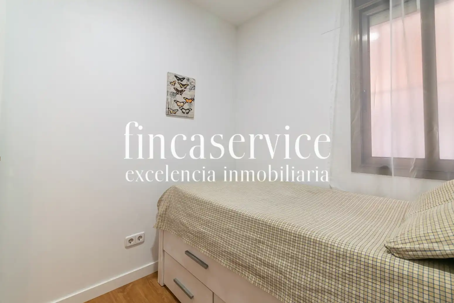Schlafzimmer von Wohnung zum Verkauf in Barcelona mit Klimaanlage, Heizung und Parkett
