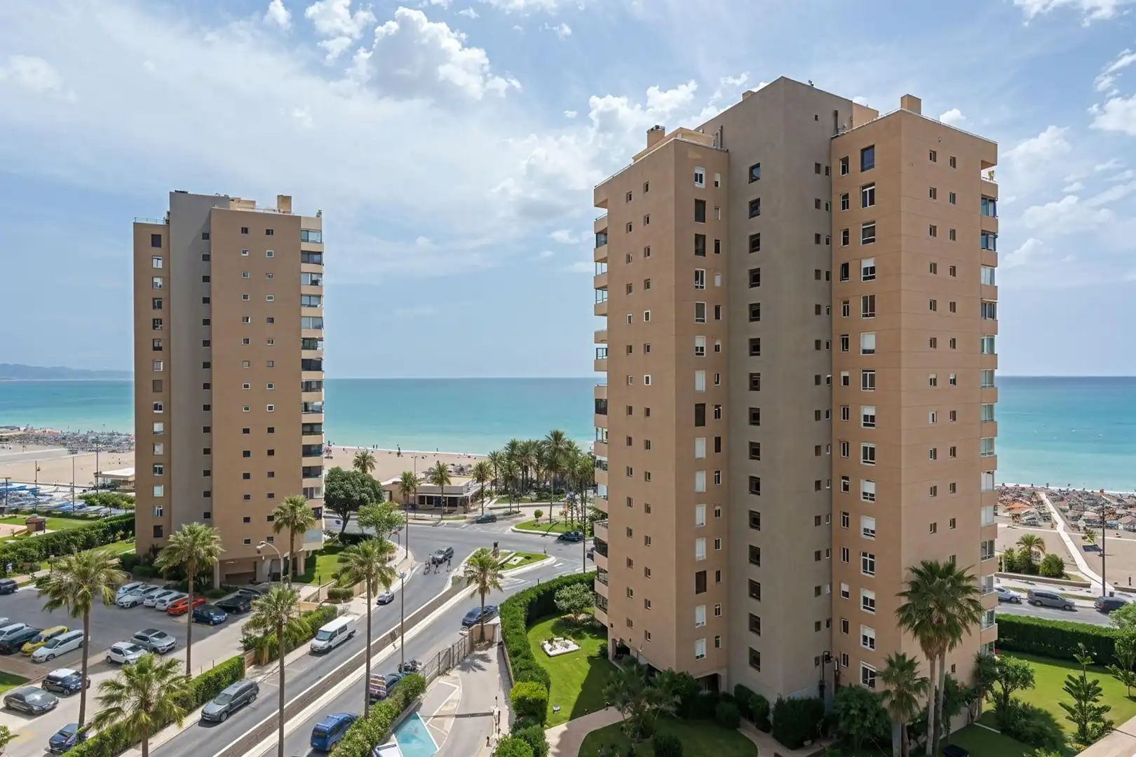 Vista exterior de Pis en venda en Torremolinos amb Terrassa i Piscina comunitària