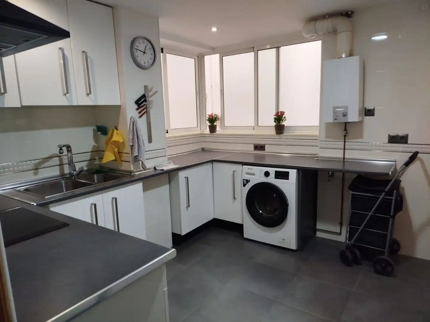 Piso con ascensor en venta en Calle Amadeo Vives 7, imagen 9