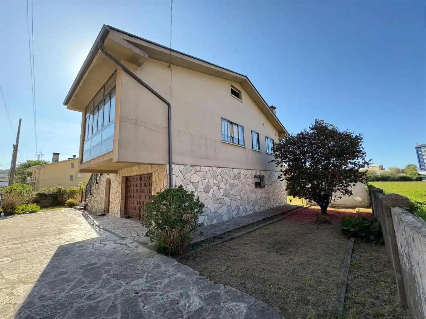 Vista exterior de Piso en venta en Ribadeo con Jardín privado, Parquet y Trastero