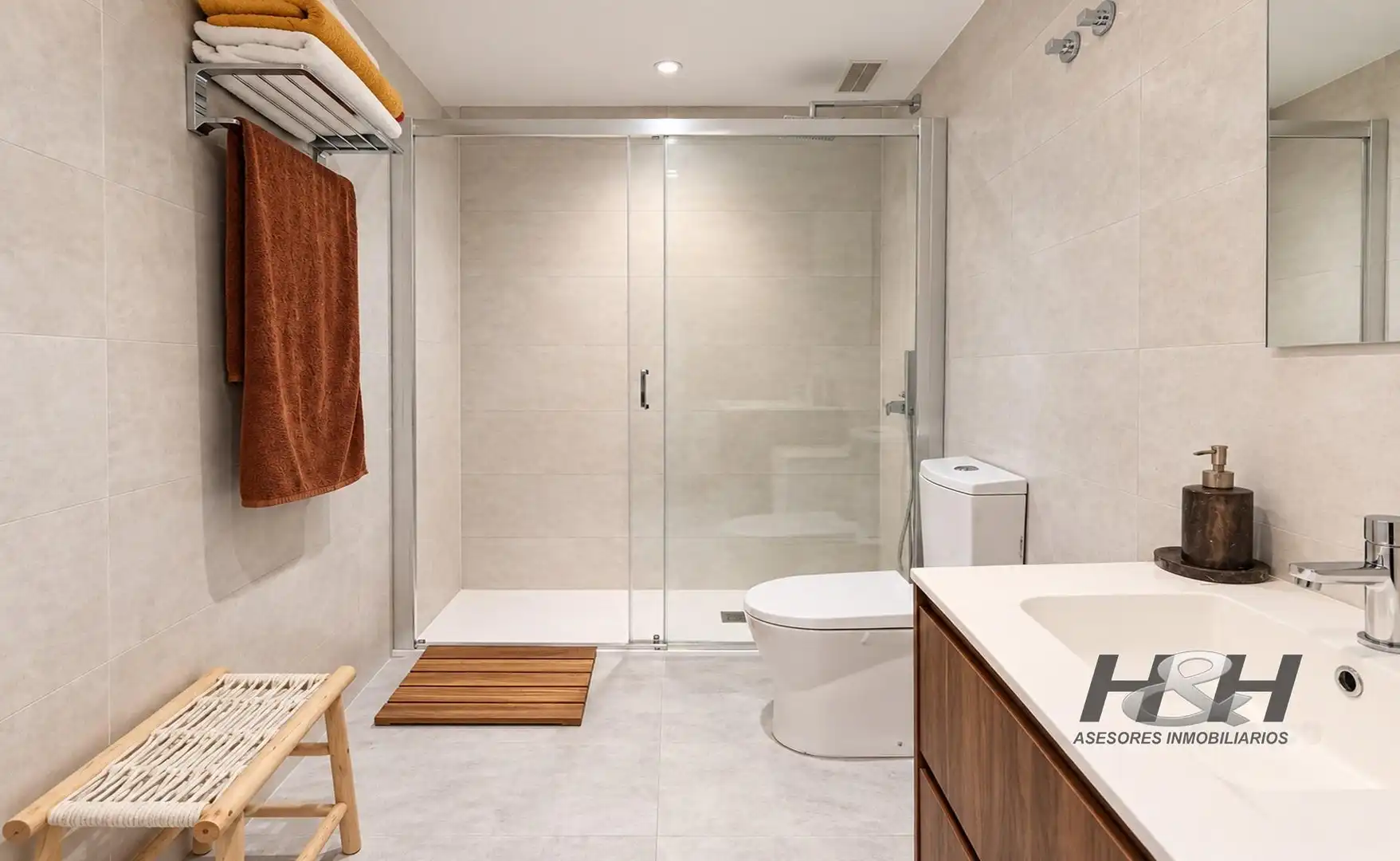 Flat with terrace for sale in Pobles de l'Oest, imagen 14