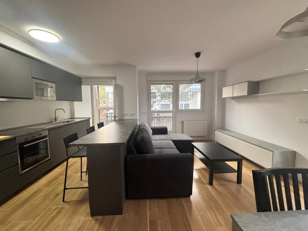 Sala de estar de Piso de alquiler en Urduliz con Calefacción, Jardín privado y Terraza