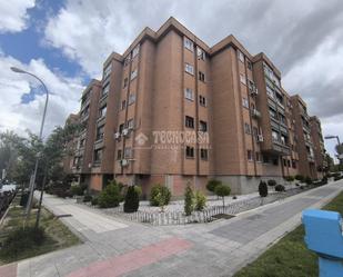 Exterior view of Flat for sale in San Fernando de Henares  with Air Conditioner