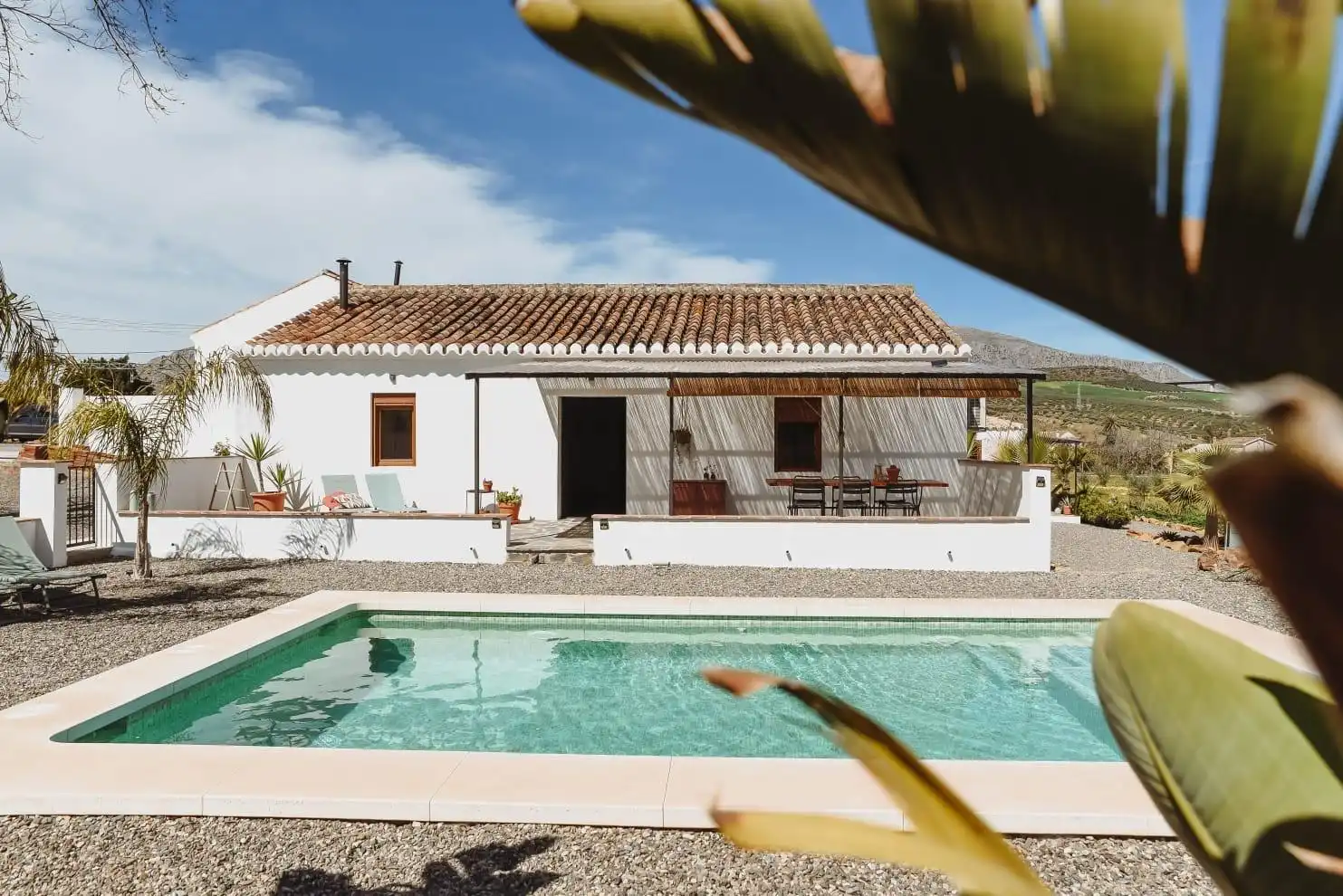 Außenansicht von Country house zum Verkauf in Álora mit Klimaanlage, Heizung und Privatgarten