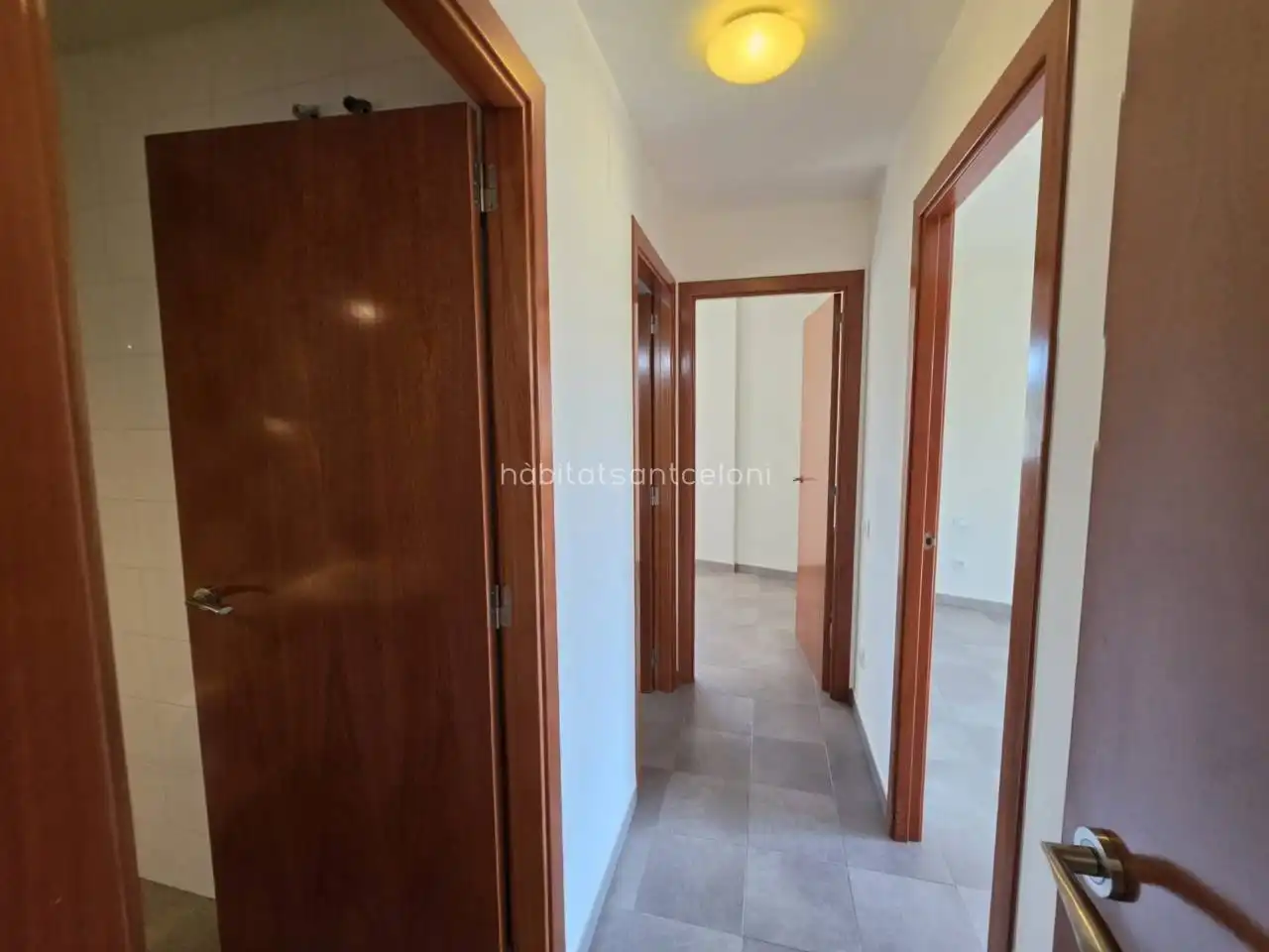 Maisonette zum Verkauf in Sant Celoni mit Heizung, Terrasse und Abstellraum