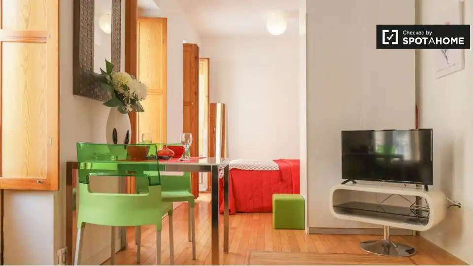 Appartement avec terrasse à louer à Latina, imagen 2