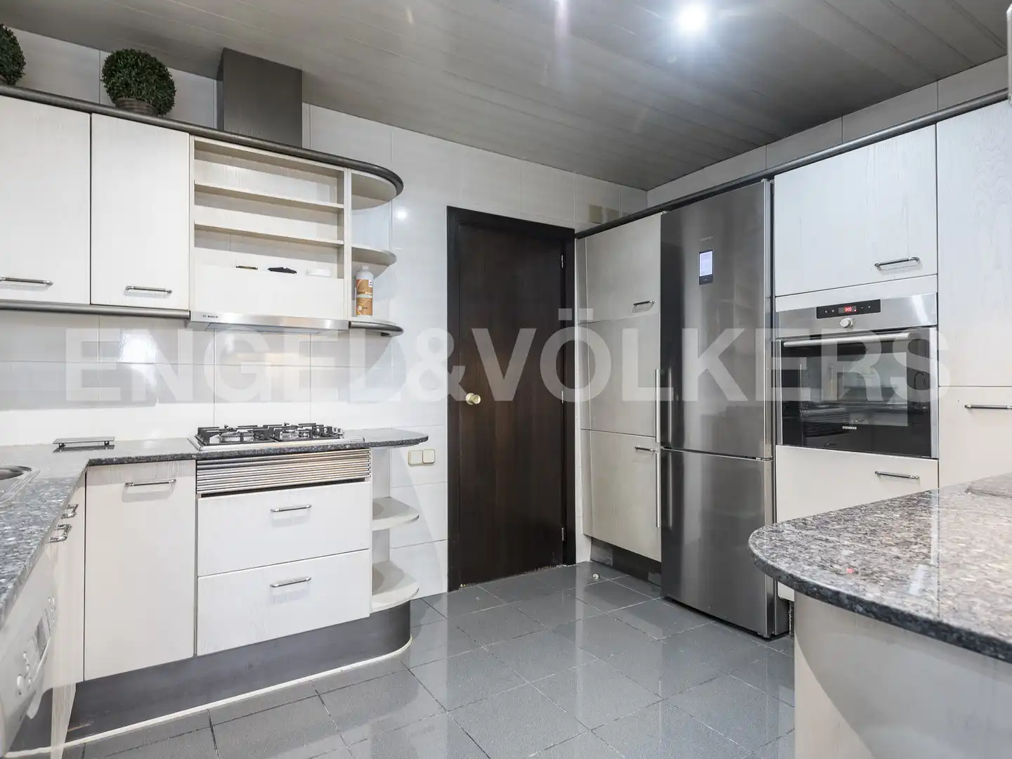 Kitchen of Flat for rent in Barcelona  with Air Conditioner, Heating and Parquet flooring