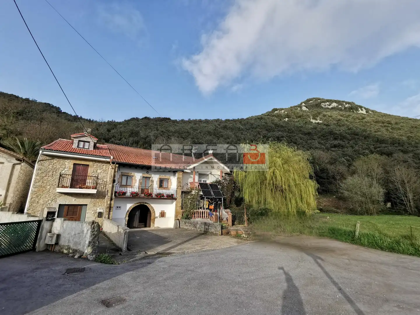 Casa adosada en venta en Isequilla - BARRIO ISEQUILLA, 9, Liendo