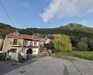 Casa adosada en venda a Liendo