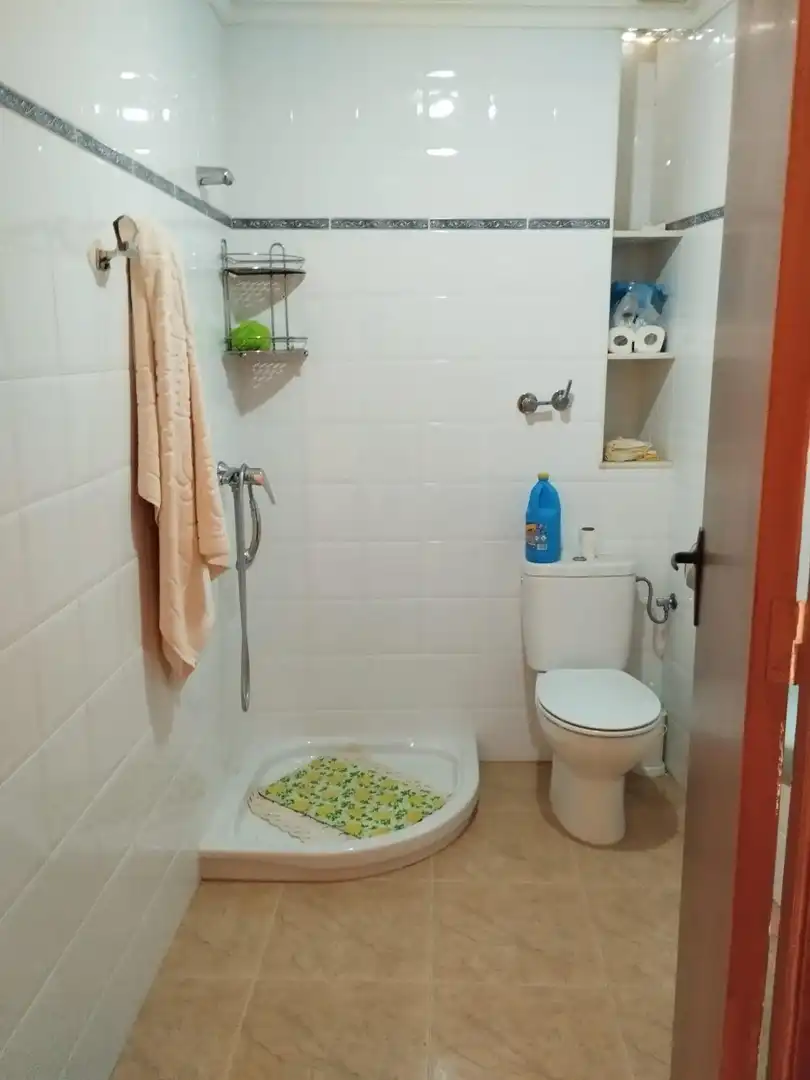 Bany de Casa o xalet en venda en Porcuna amb Calefacció, Jardí privat i Terrassa