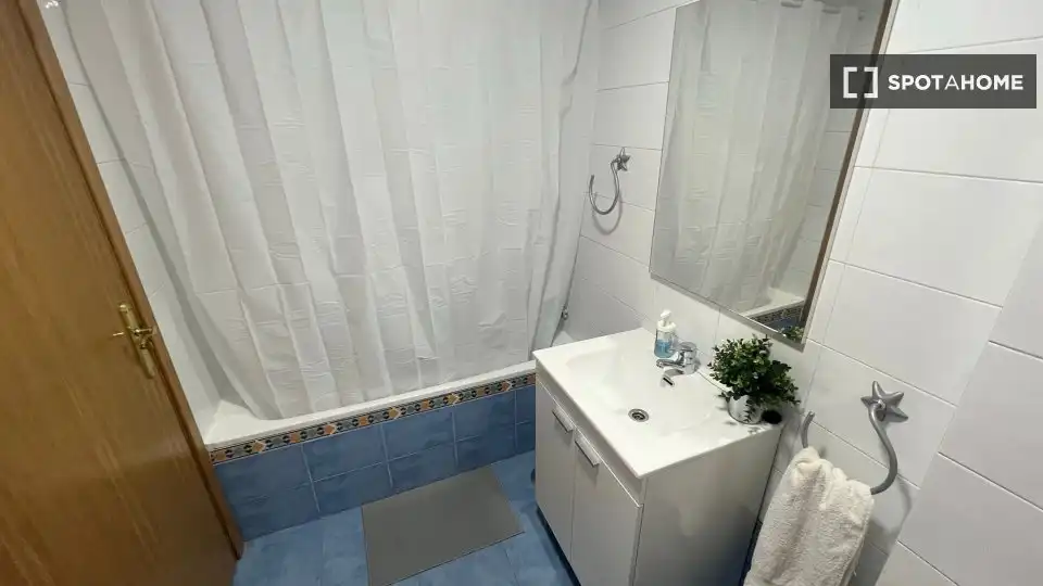 Badezimmer von Wohnung zur untervermieten in El Rosón - Kelvinator
