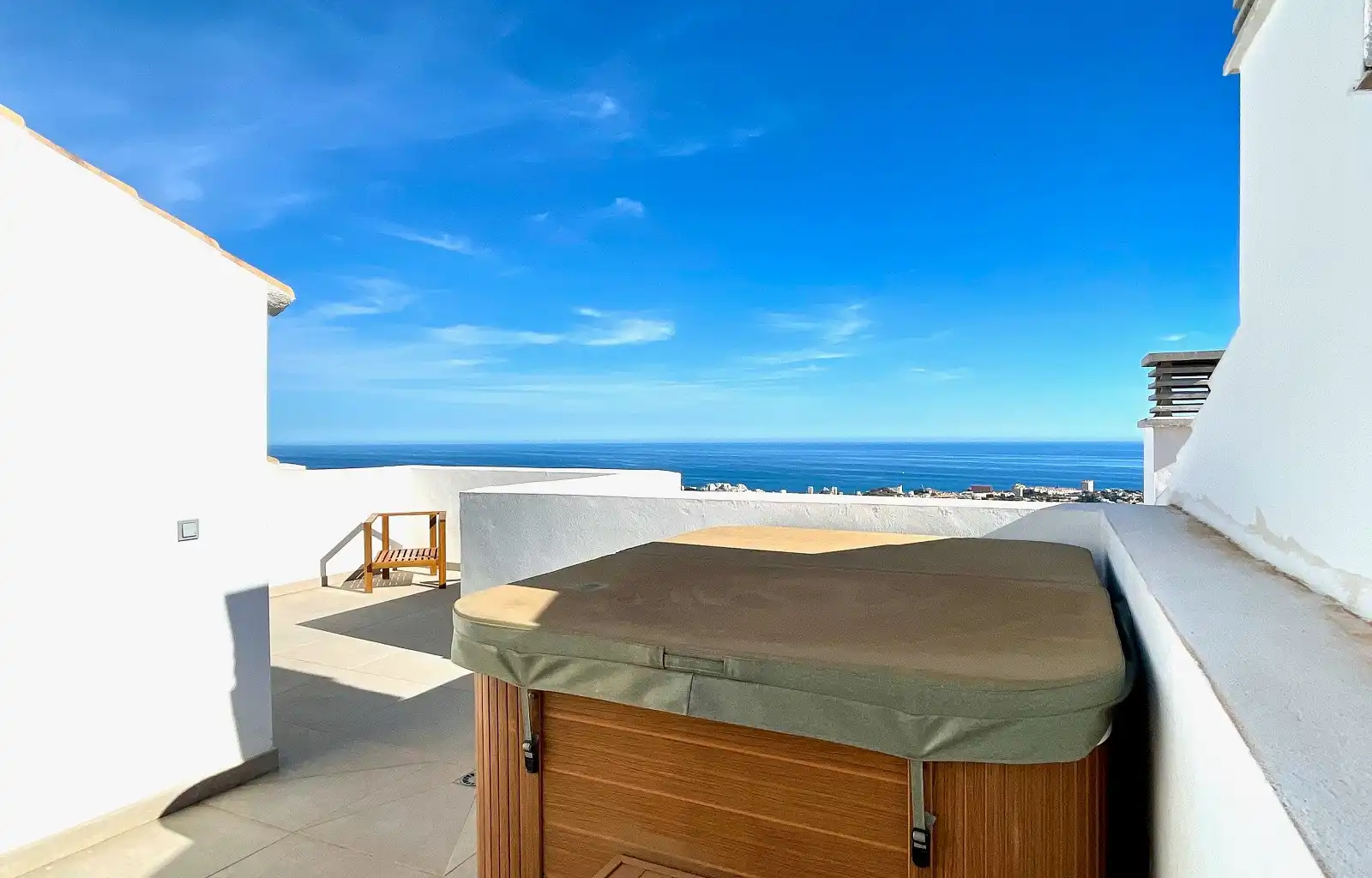 Penthouse with terrace for sale in Benalmádena pueblo, imagen 5