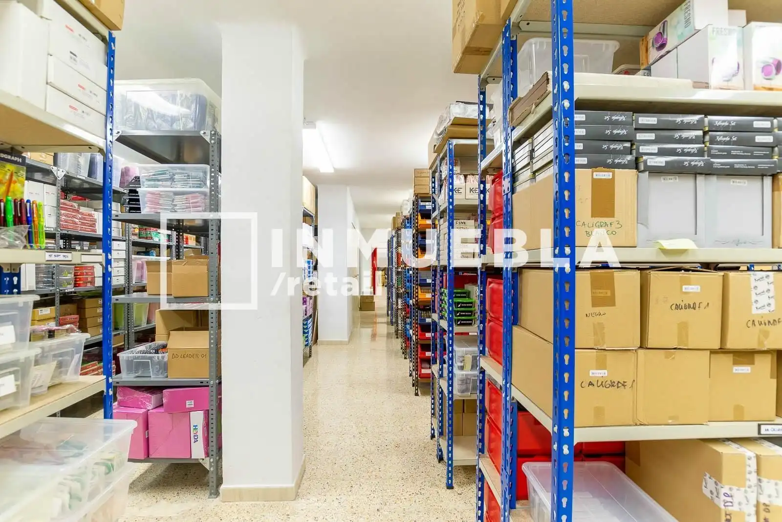 Local en venta en Barcelona con Aire acondicionado, Terraza y Alarma
