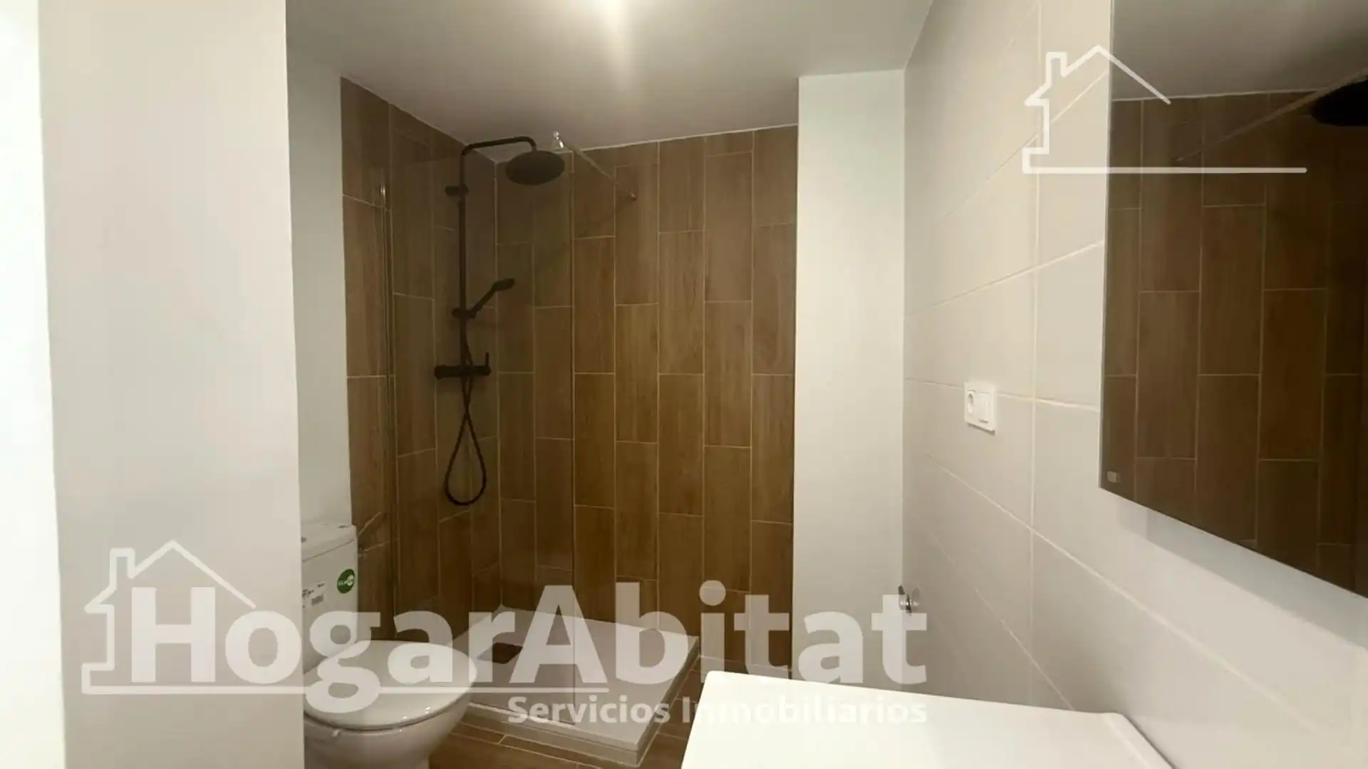 Bathroom of Flat for sale in Tavernes de la Valldigna  with Storage room