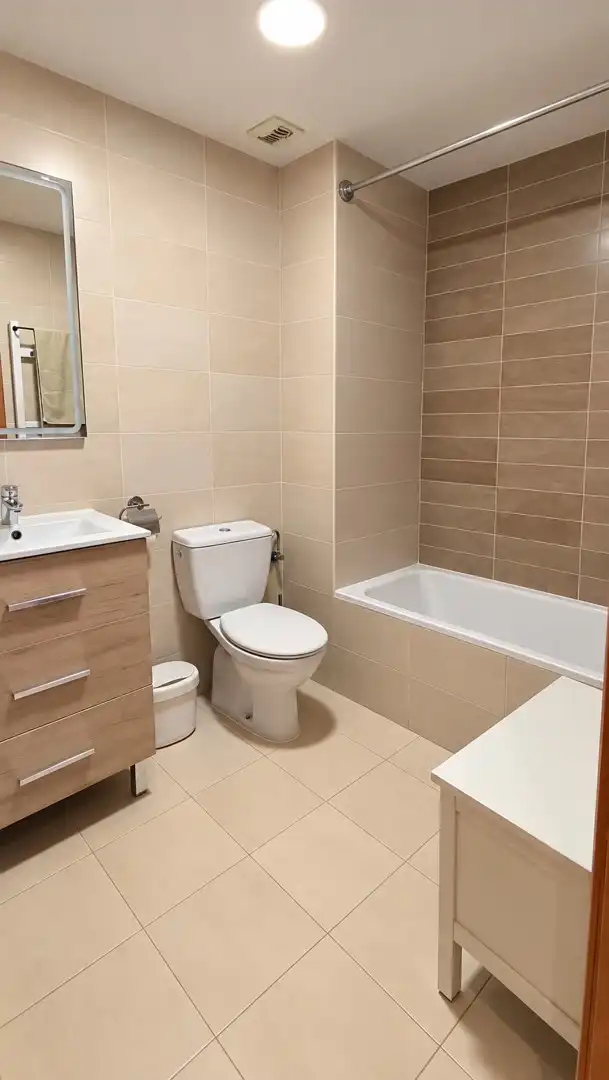 Bathroom of Apartments for rent in Valencia  with Terrace, Swimming Pool and Furnished