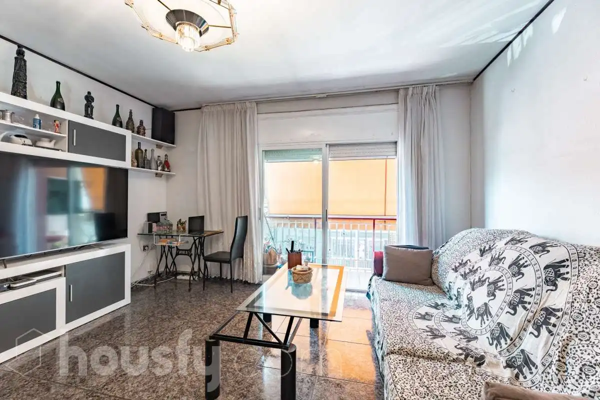 Sala de estar de Piso en venta en Vilafranca del Penedès con Calefacción, Trastero y Balcón