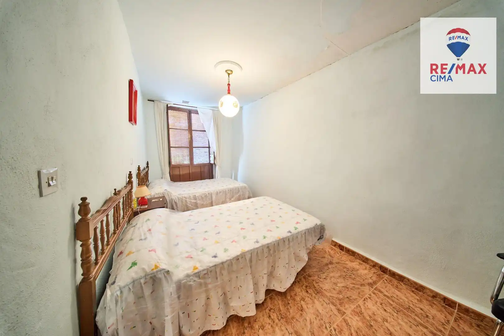 Dormitori de Casa o xalet en venda en Busquístar amb Terrassa, Traster i Balcó