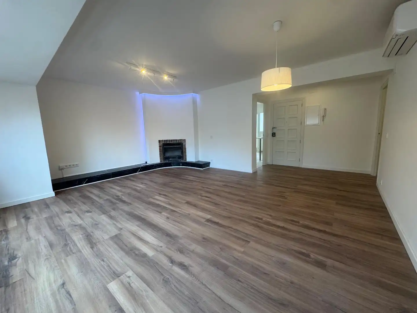 Sala de estar de Piso de alquiler en  Palma de Mallorca con Aire acondicionado y Terraza