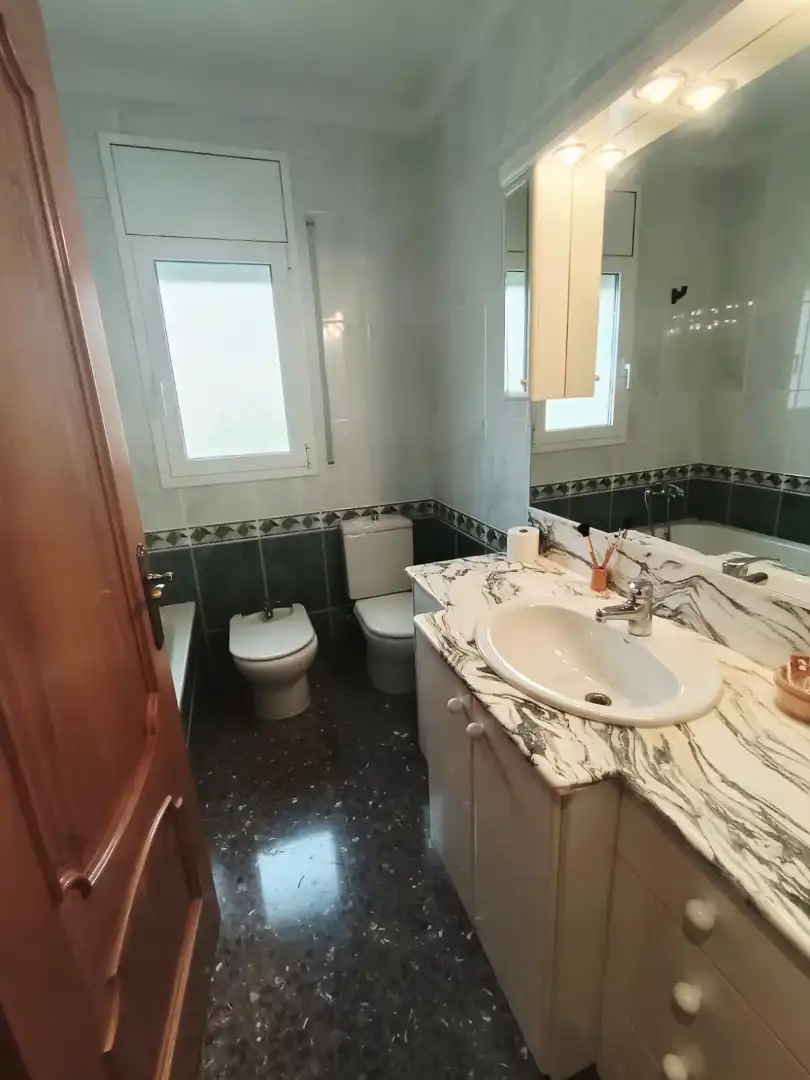 Baño de Casa o chalet de alquiler en Piera con Aire acondicionado, Calefacción y Jardín privado