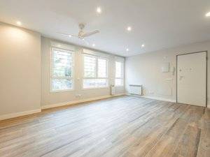 Piso en Alquiler en Calle del Trinquete en Apóstol Santiago