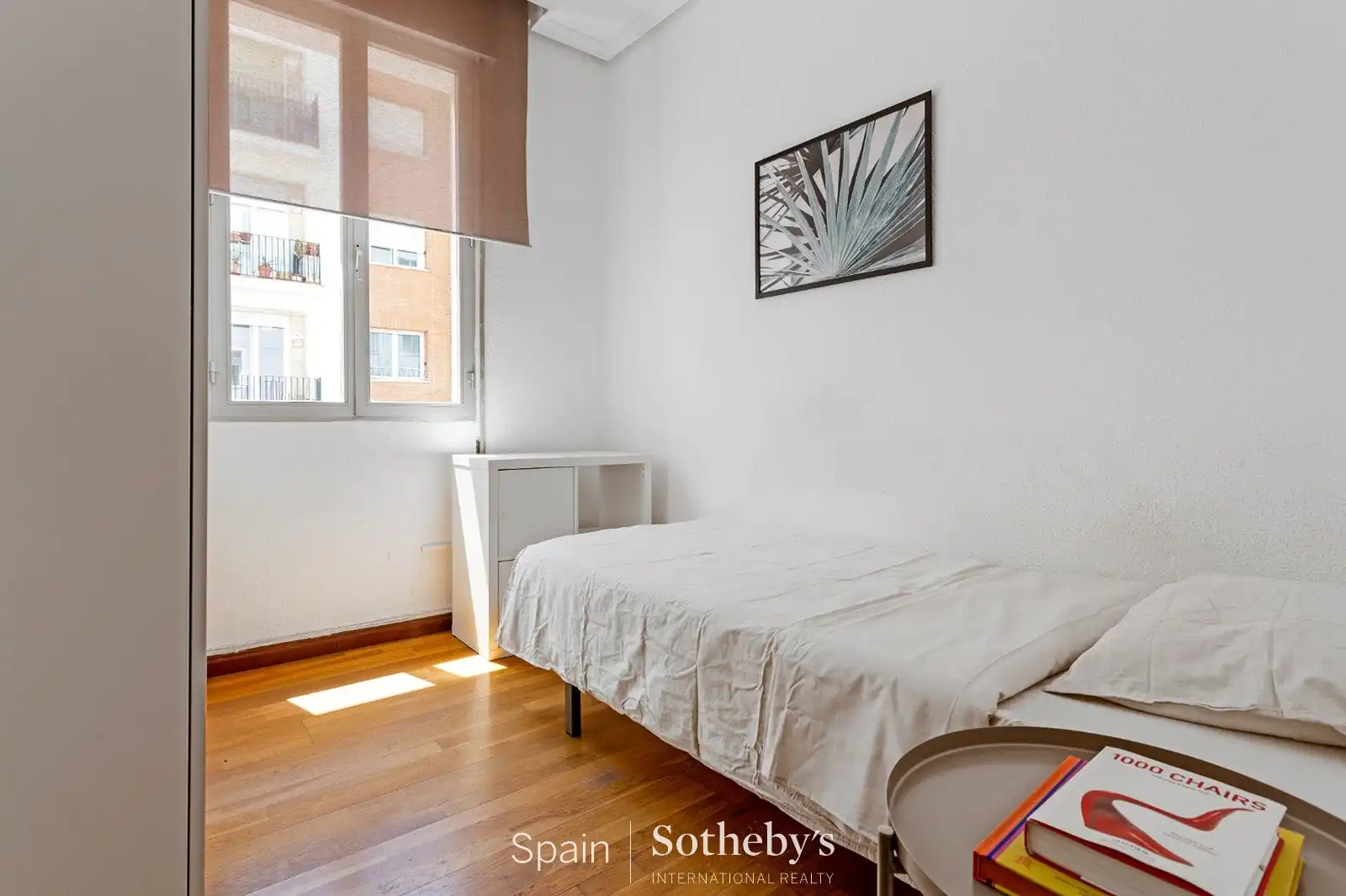 Bedroom of Apartments for sale in Madrid  with Air Conditioner and Heating