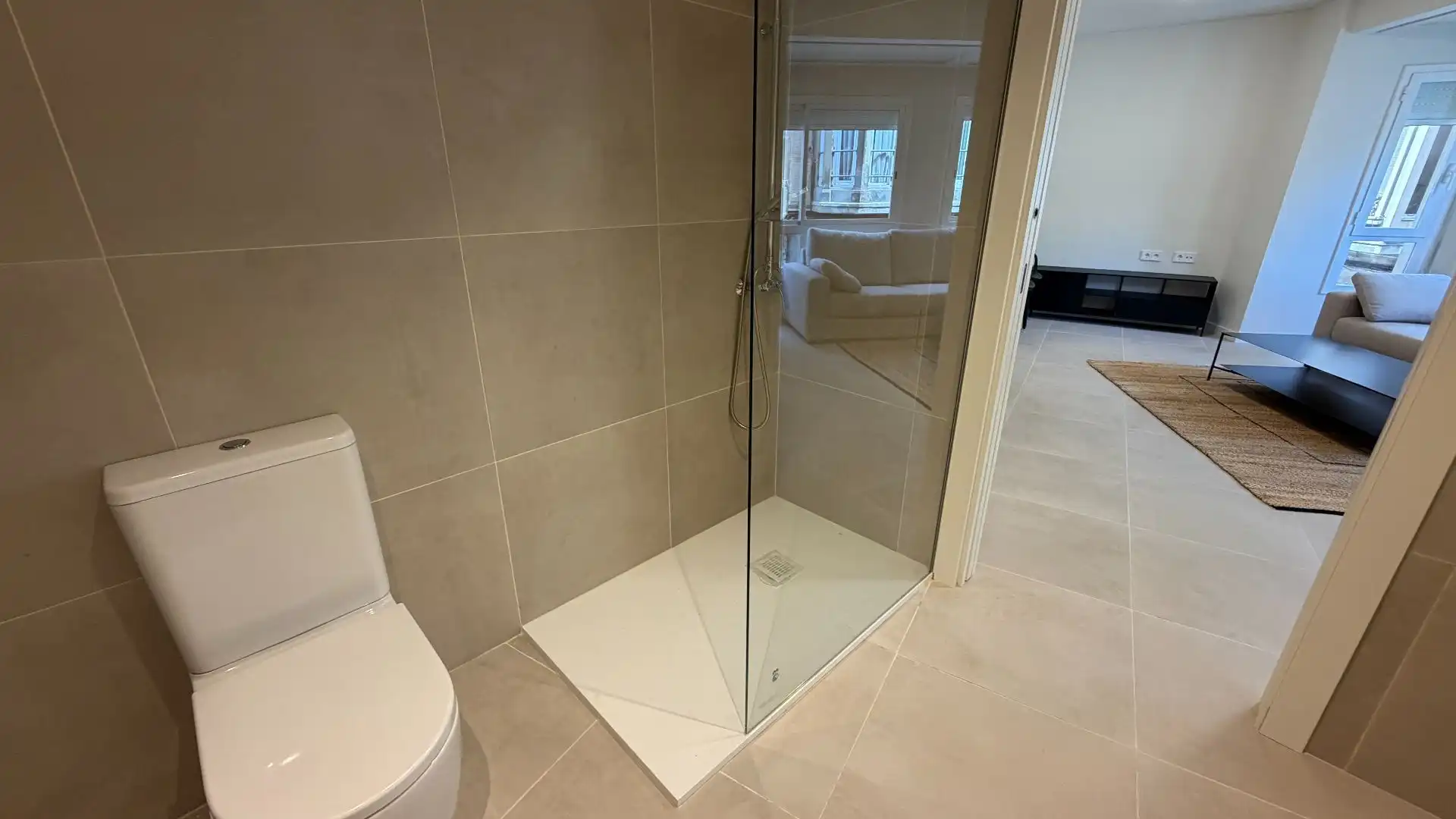 Bathroom of Flat for rent in Tortosa  with Air Conditioner, Heating and Furnished