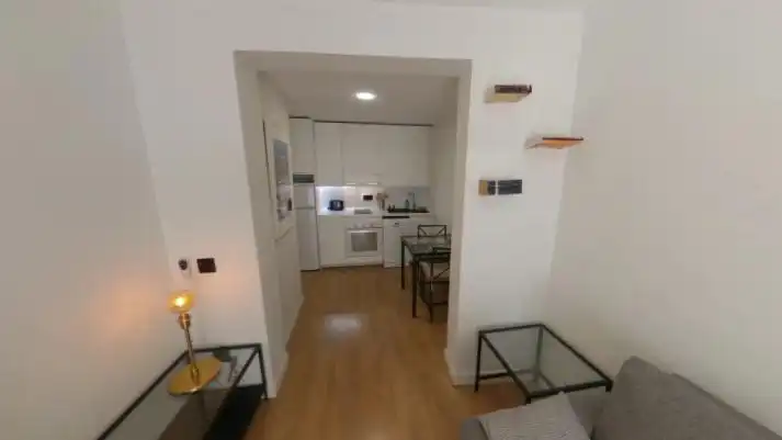 Cuina de Pis de lloguer en  Madrid Capital amb Aire condicionat, Calefacció i Moblat