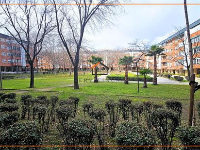 Jardí de Pis en venda en  Madrid Capital amb Aire condicionat, Calefacció i Jardí privat