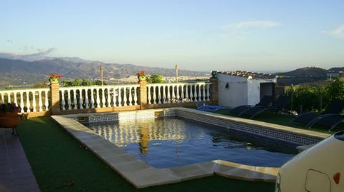 Casa rural con encanto: piscina, barbacoa y plantación de mangos