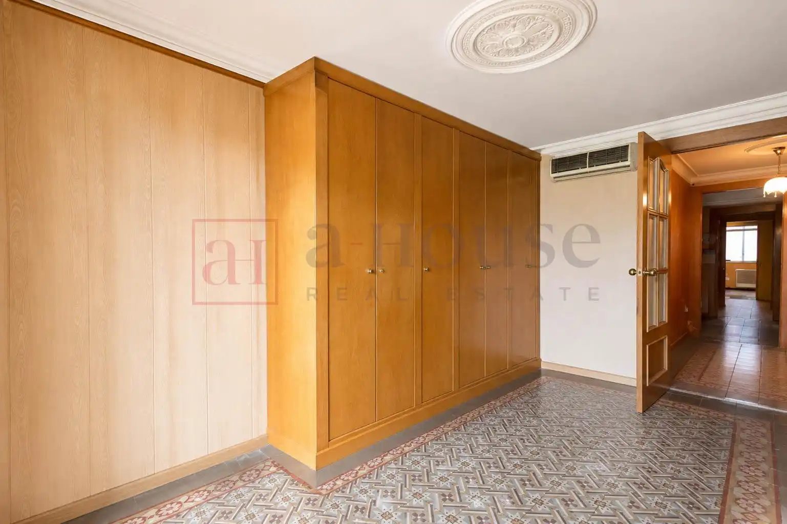 Piso con terraza en venta en undefined Gran Via de les Corts Catalanes, imagen 2