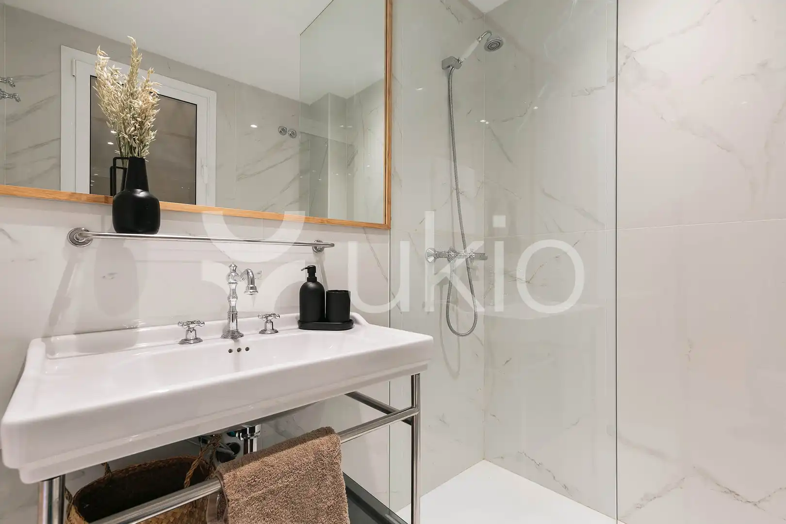 Apartamento con terraza en alquiler en Carrer de Muntaner, imagen 5