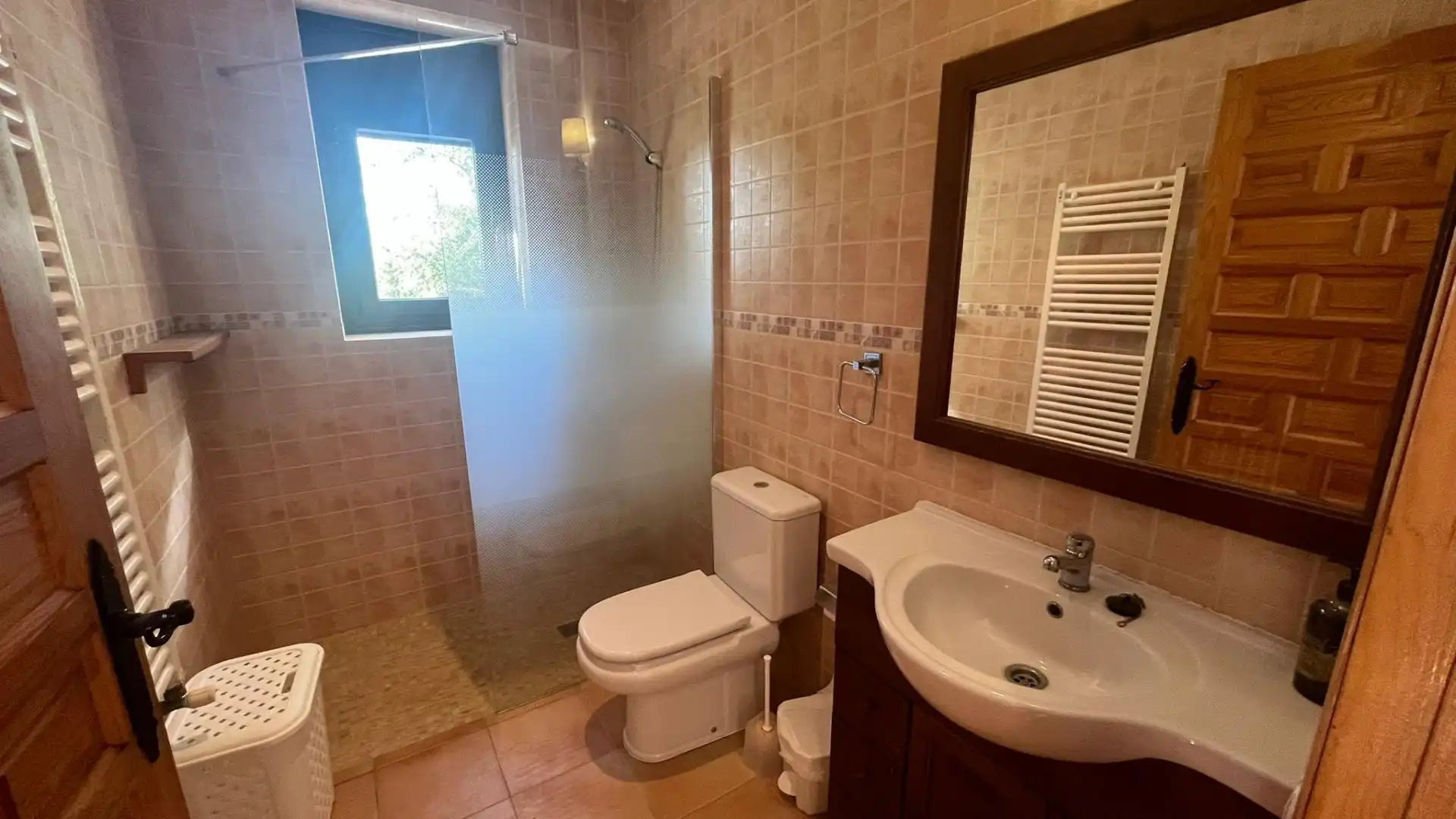 Baño de Finca rústica de alquiler en Gualba con Calefacción
