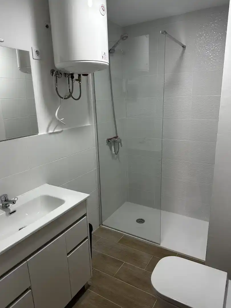 Bathroom of Flat for share in Telde  with Furnished