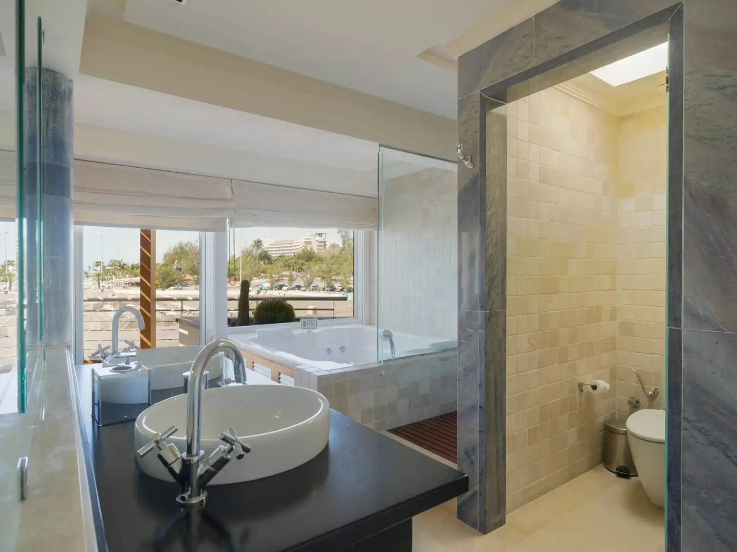 Baño de Casa o chalet en venta en San Bartolomé de Tirajana con Aire acondicionado, Amueblado y Jacuzzi