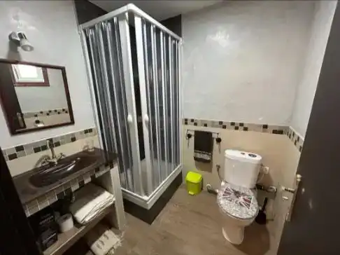 Bathroom of Flat for rent in Gavilanes  with Private garden, Swimming Pool and Furnished
