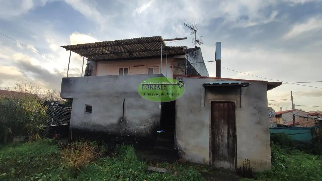 Vista exterior de Casa o xalet en venda en O Carballiño   amb Jardí privat, Terrassa i Moblat