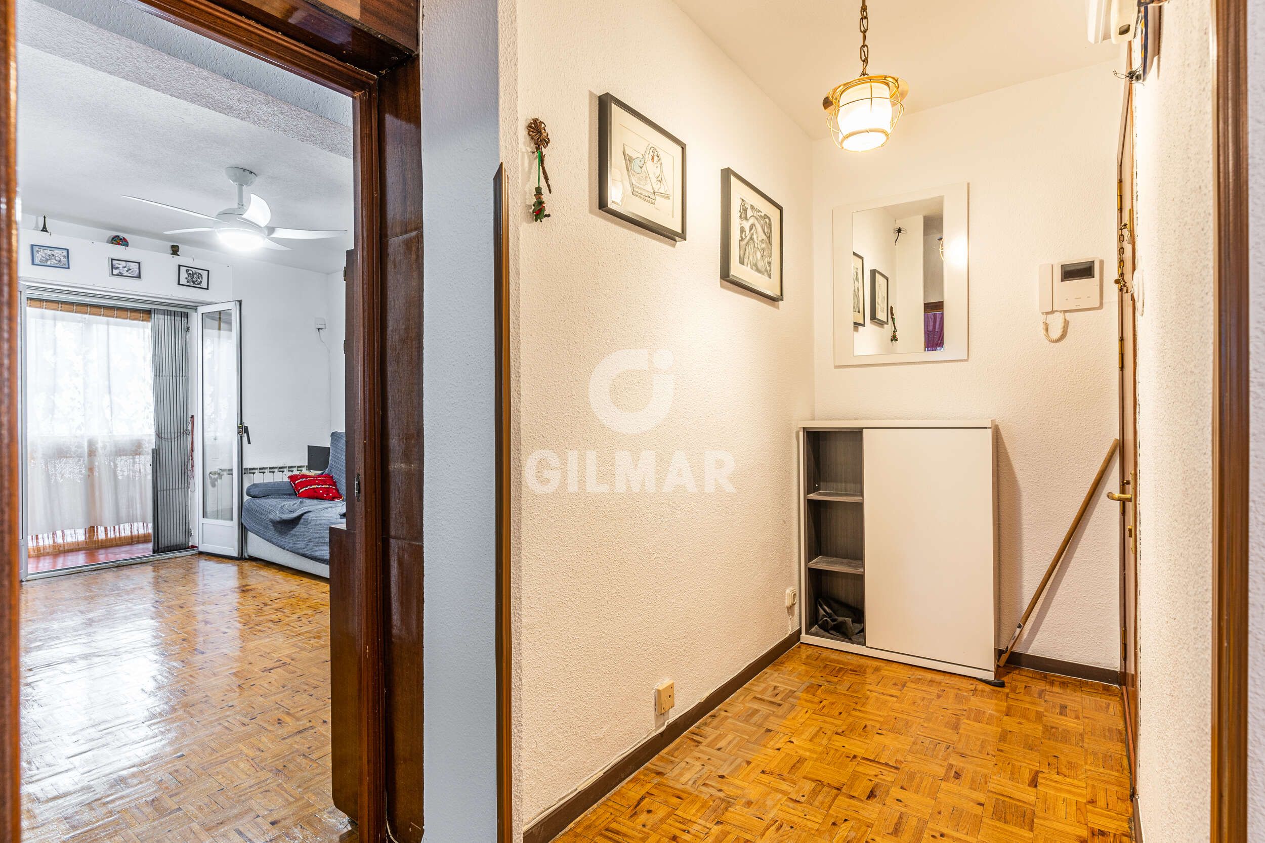 Flat for sale in  Madrid Capital  with Heating