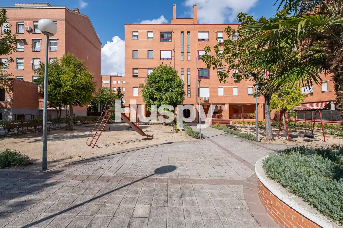 Pis amb jardí en venda a Avenida de María Guerrero, imagen 36