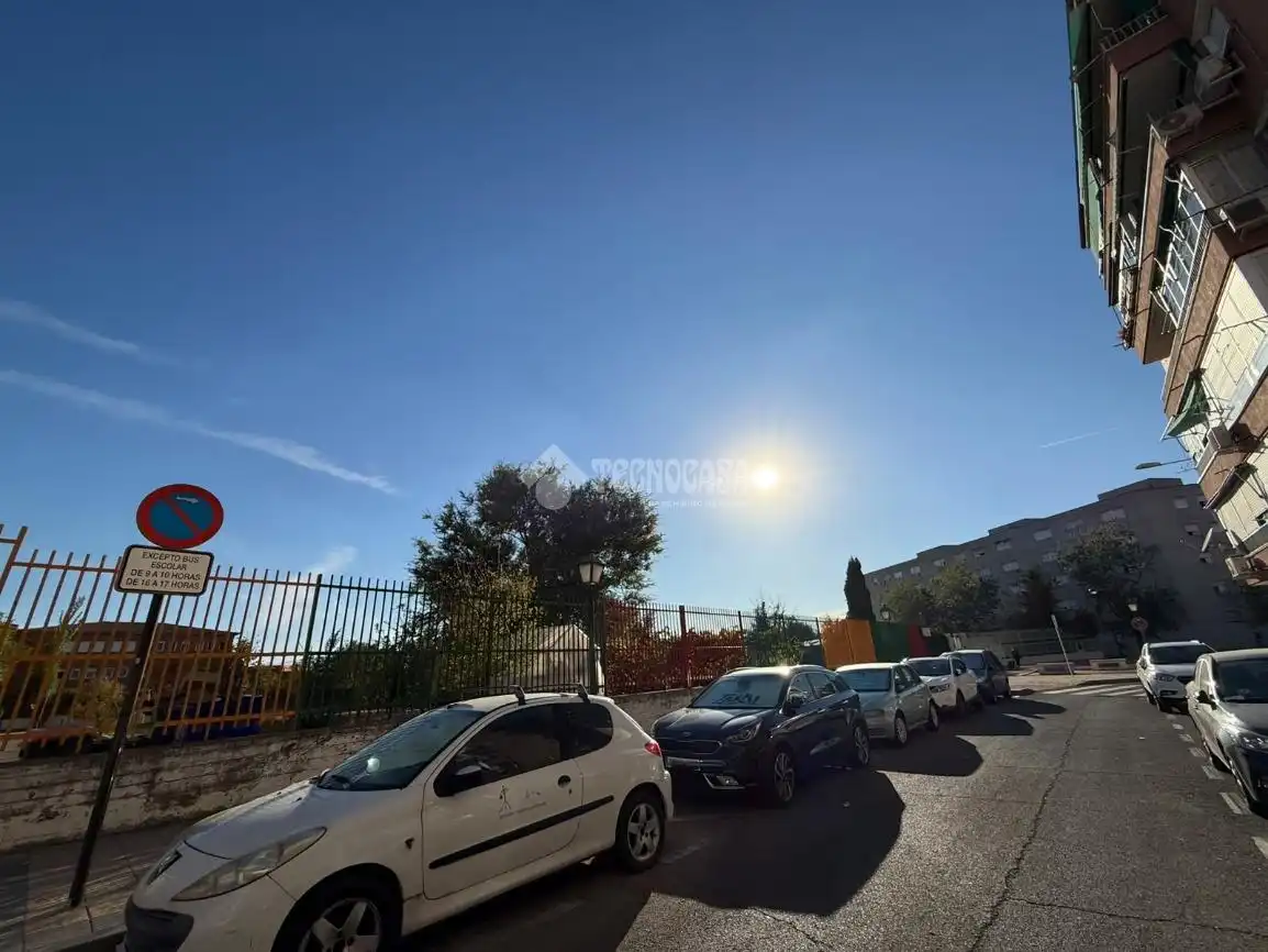 Local commercial à vendre à Parque Oeste - Fuente Cisneros