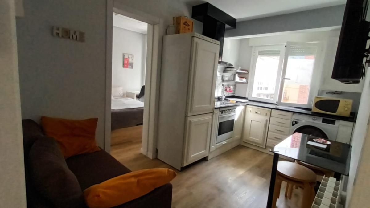 Apartamento de alquiler en Barrio de Uribarri