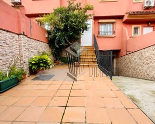 Exterior view of Single-family semi-detached for sale in Algeciras