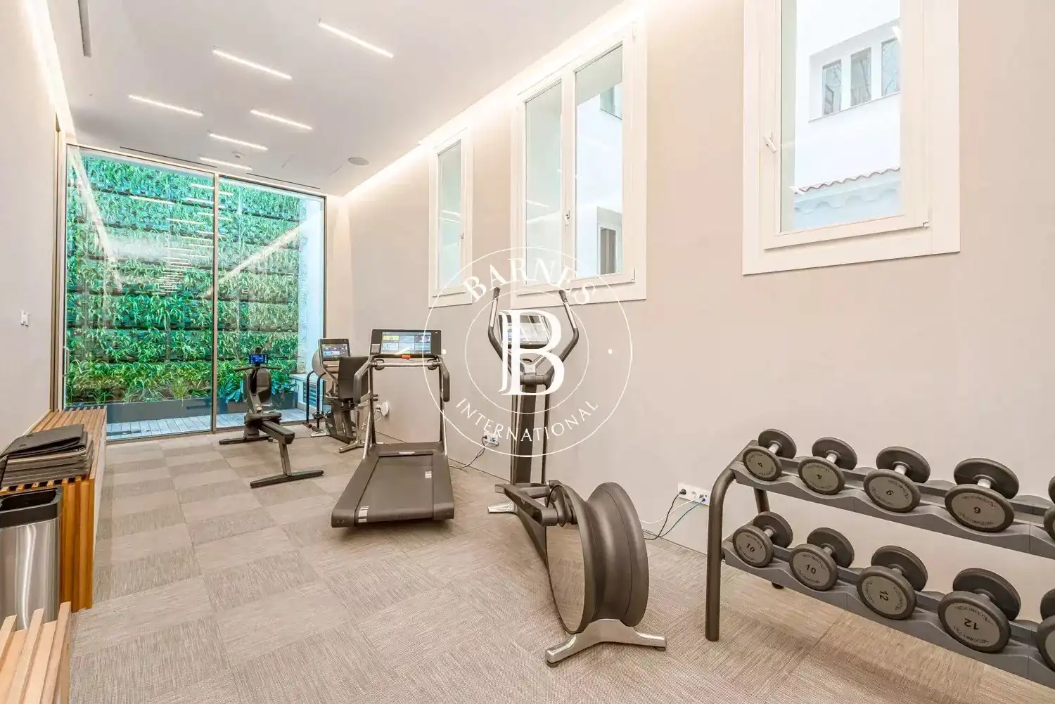 Flat for rent in Madrid  with Air Conditioner, Heating and Swimming Pool