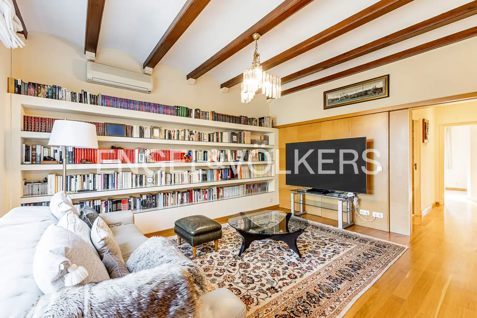 Living room of Houses for sale in Cerdanyola del Vallès  with Air Conditioner, Heating and Private garden