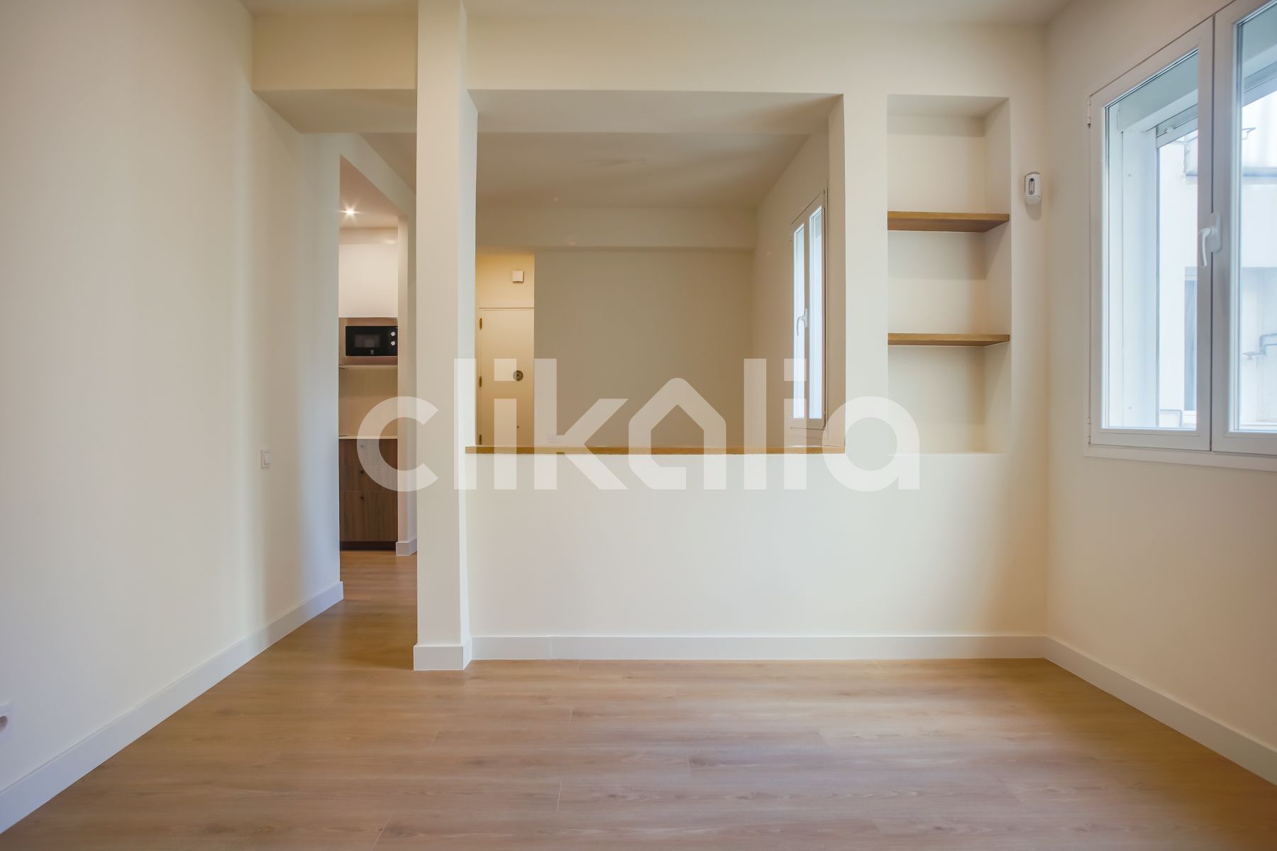 Flat for sale in  Madrid Capital  with Air Conditioner and Heating