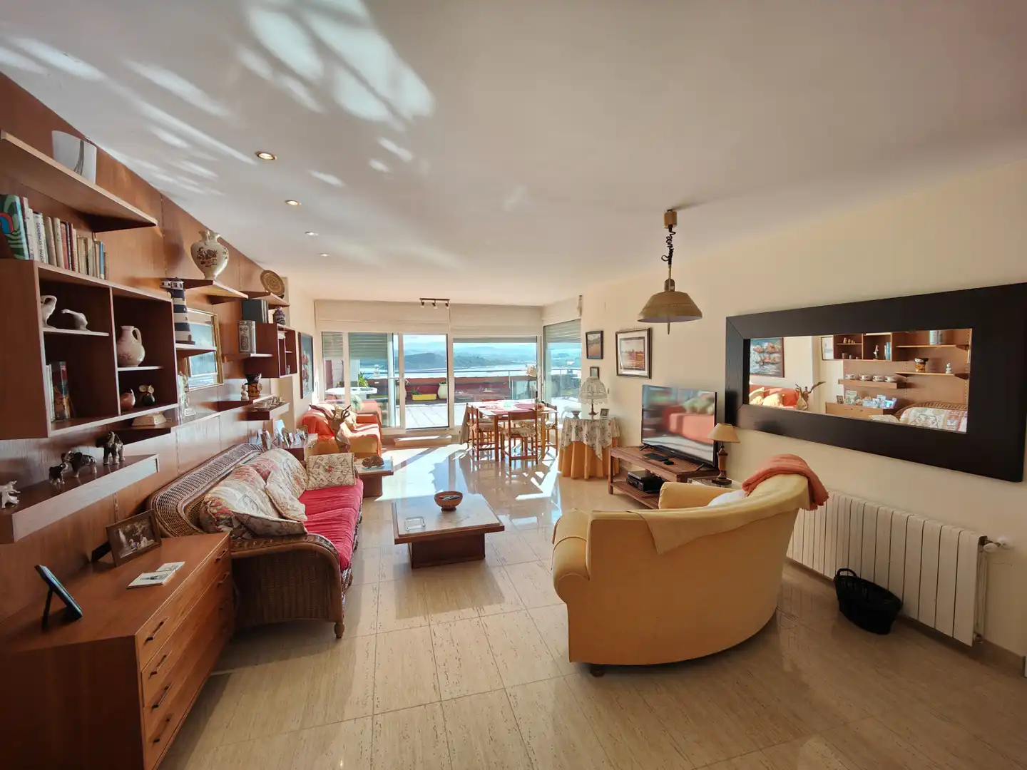 Sala de estar de Planta baja de alquiler en Suances con Calefacción, Terraza y Amueblado