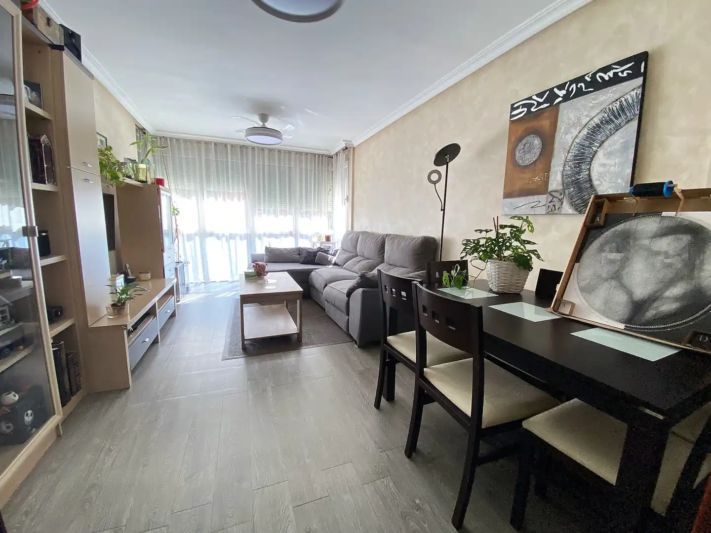 Living room of Flat for sale in Parla  with Heating, Private garden and Furnished